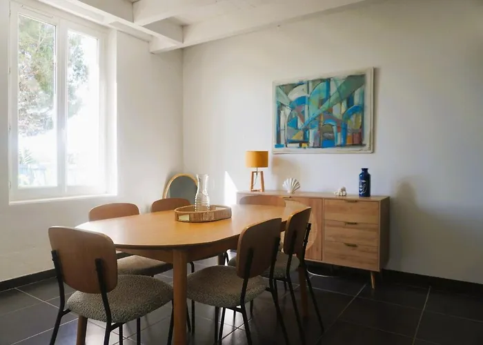 La Maison Du Saunier Entre Et Garrigue * La Palme